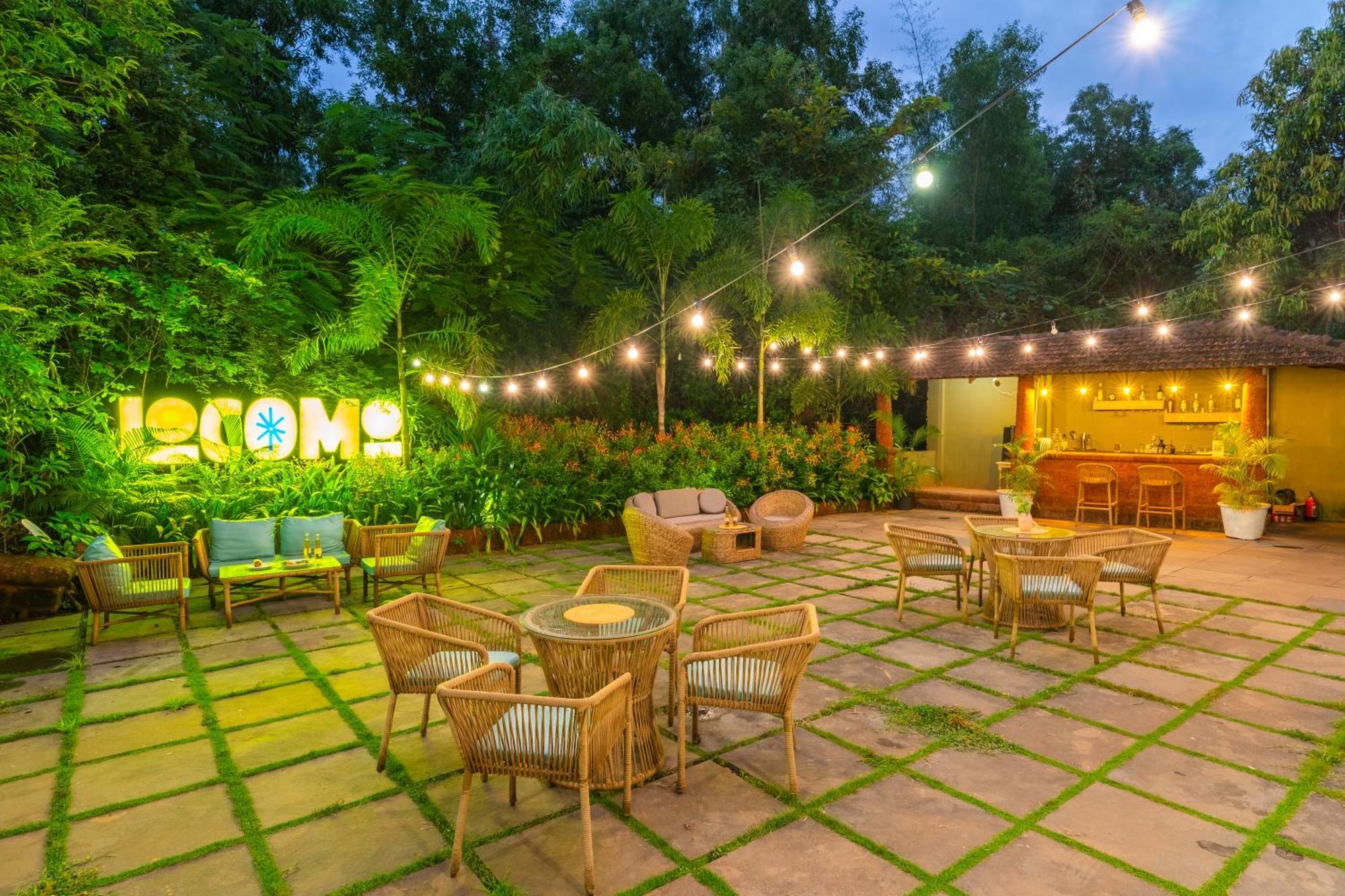 Locomo Boutique, Morjim - Stay Work Eat Exterior foto